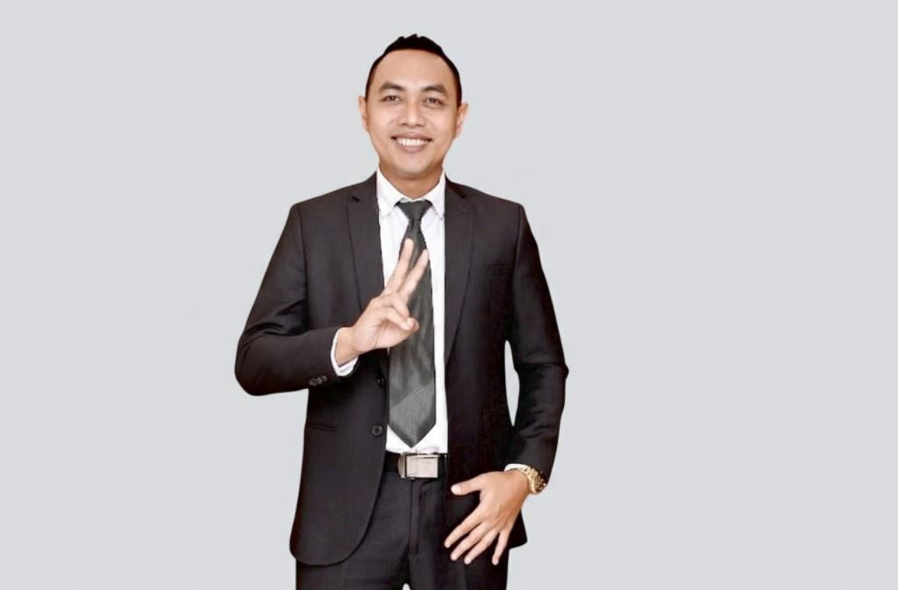 Tentang Pemilik